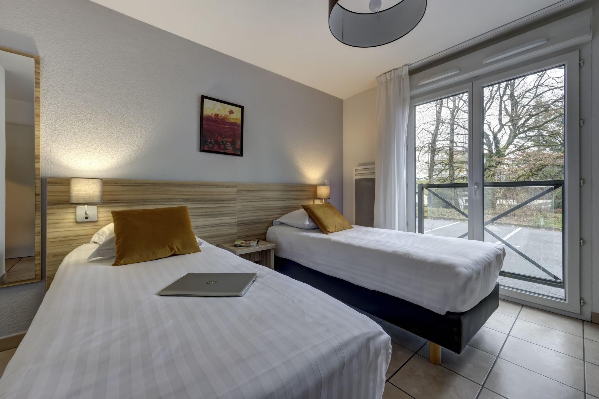 Hotel Zenitude Hôtel-résidences L'orée Du Parc