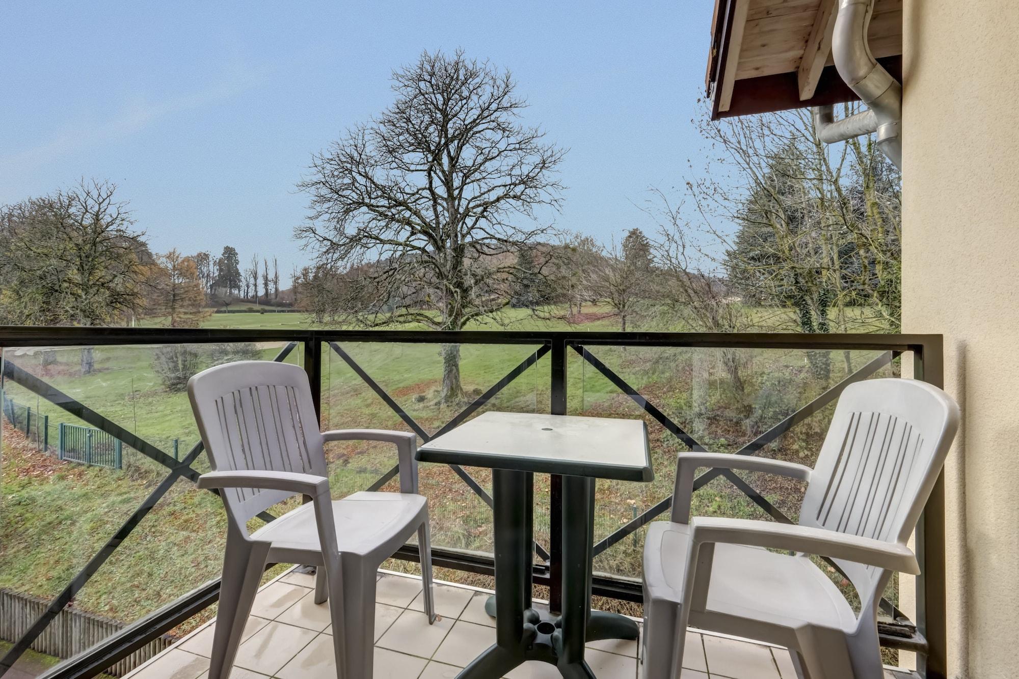 Hotel Zenitude Hôtel-résidences L'orée Du Parc Divonne-les-Bains