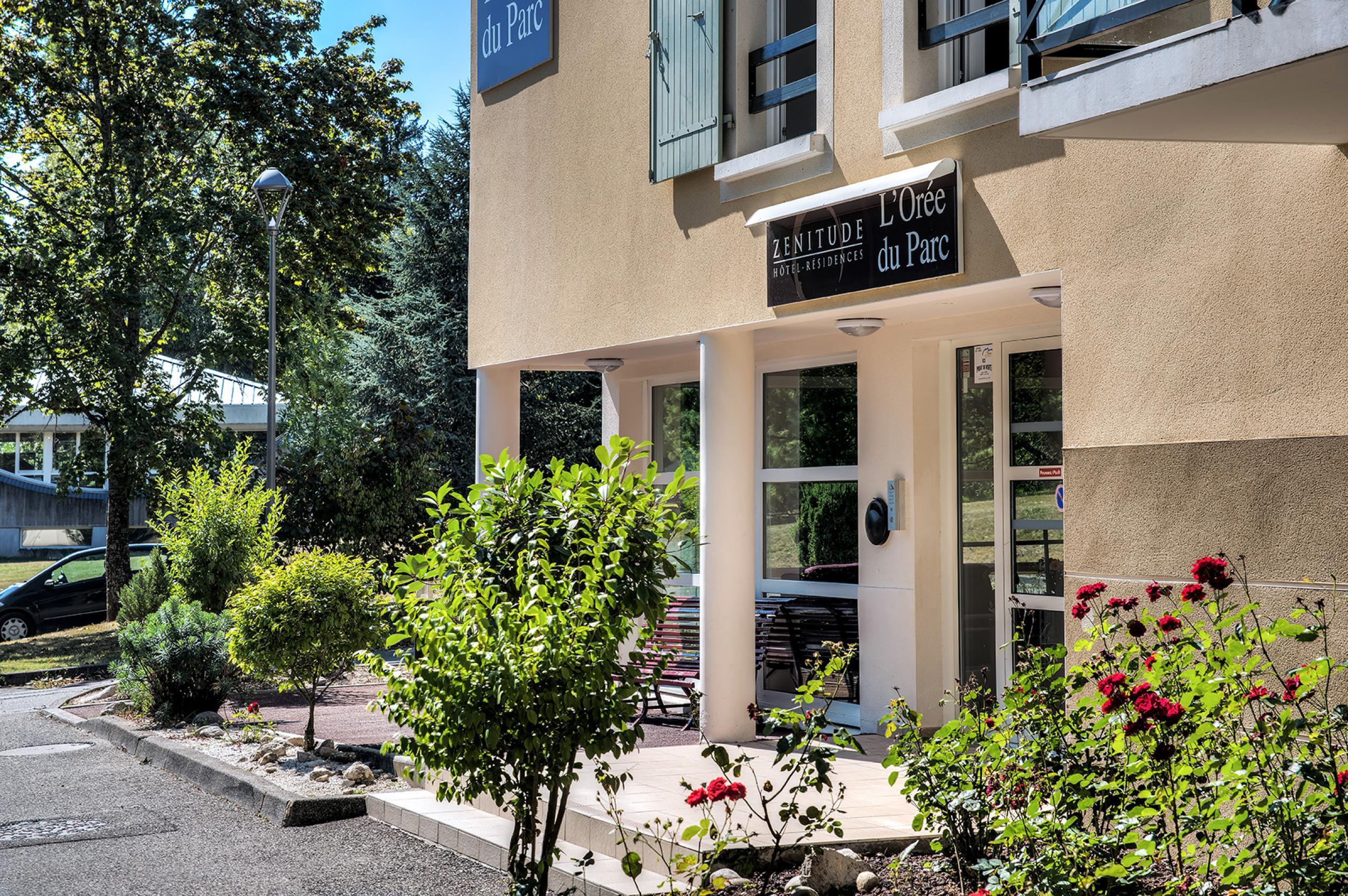 Zenitude Hôtel-résidences L'orée Du Parc Hotel 3*