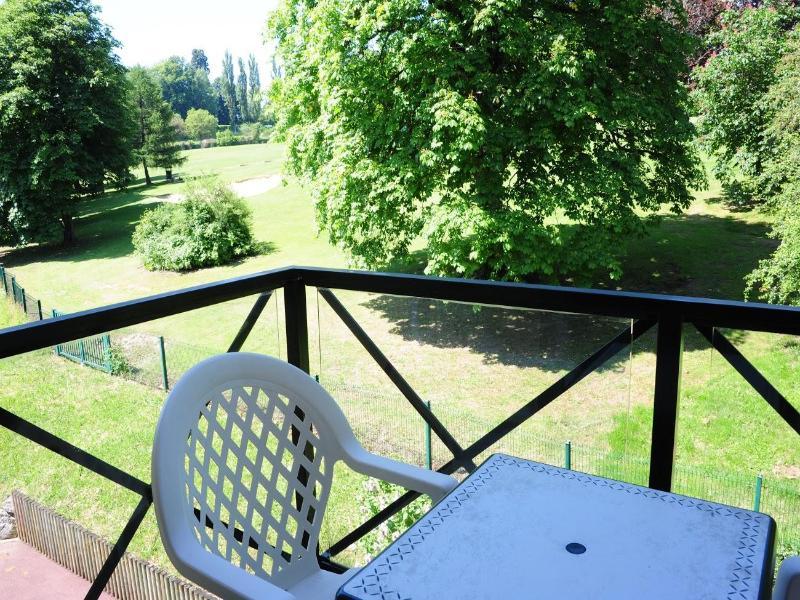 Zenitude Hôtel-résidences L'orée Du Parc Hotel