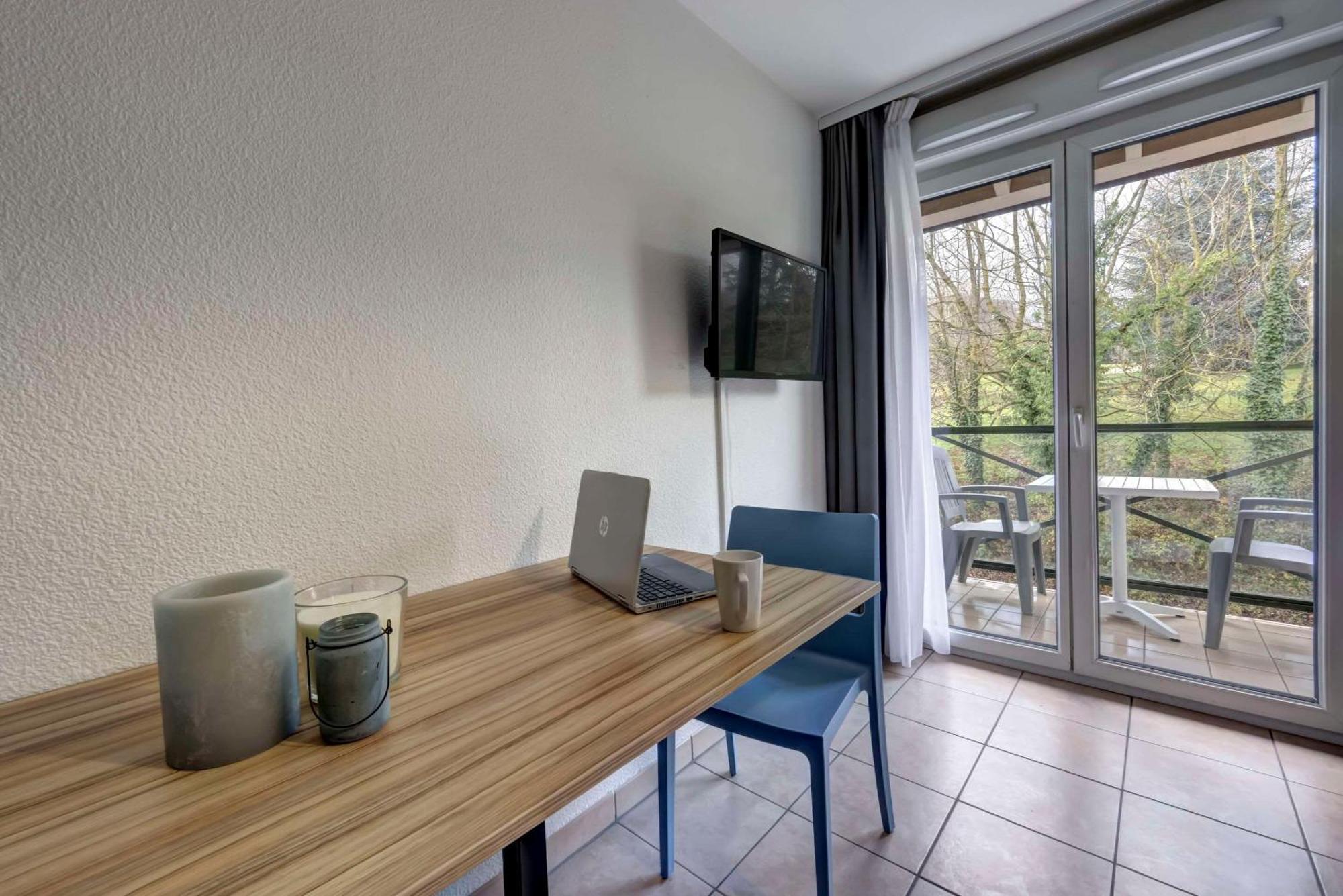 Hotel Comfort L'oree Du Parc Divonne-les-Bains