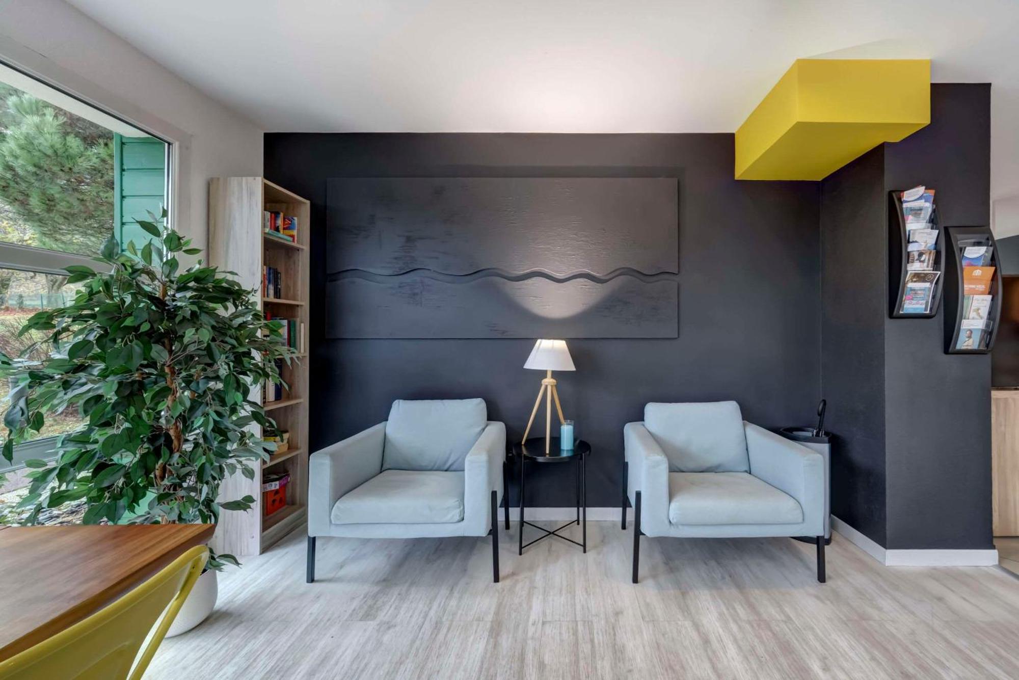 Hotel Zenitude Hôtel-résidences L'orée Du Parc Divonne-les-Bains