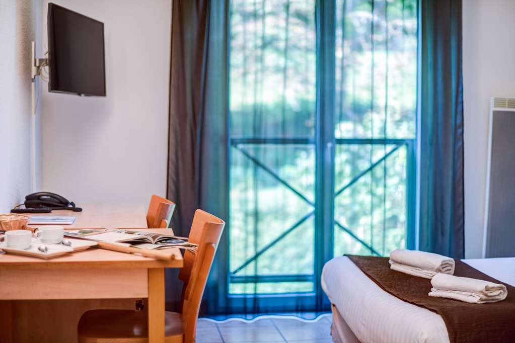 Zenitude Hôtel-résidences L'orée Du Parc 3* Divonne-les-Bains